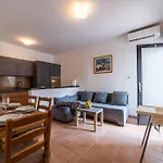 516 Apartament Lopar