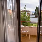 Διαμέρισμα 516 *