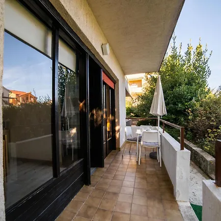 516 Apartament Lopar